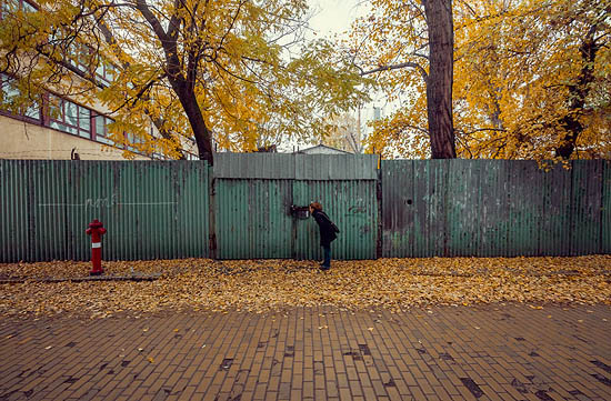 Derrière la palissade (2012)