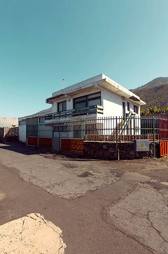 Maison dans les bananeraies (2014)