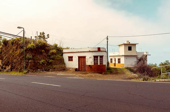 2 maisons sur le côté (2014)