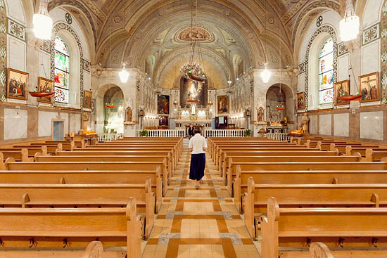 Visite d'une église, normalement fermée (2014)