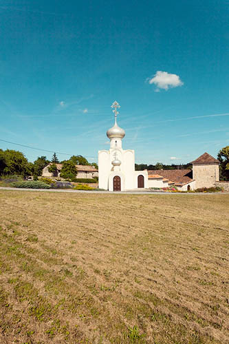 Église orthodoxe à Doumérac (2015)