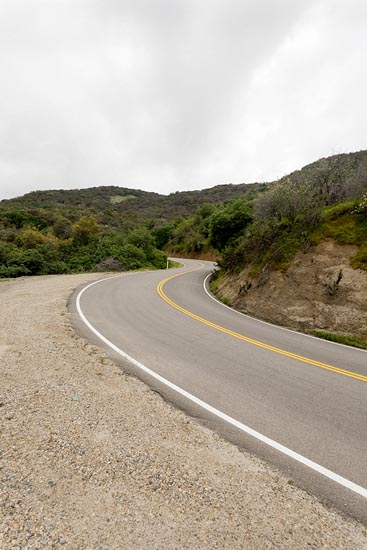 Une route en forme de S inversé (2016)