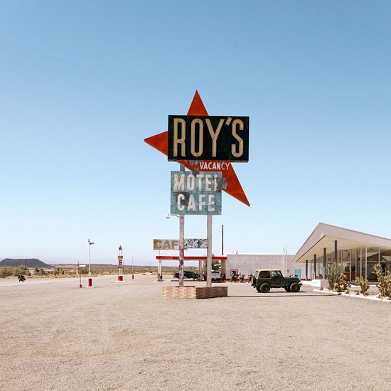 ROY'S (2016)