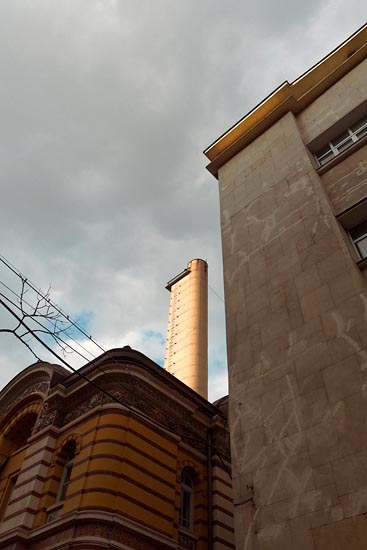 Cheminée des anciens bains publics à Sofia / Bulgarie (2017)