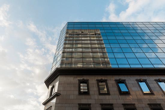 Reflet d'immeuble / Bulgarie (2017)