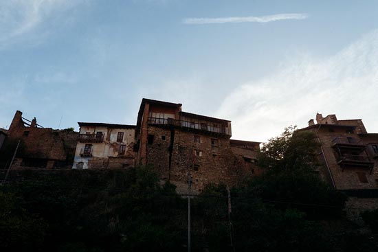 Bloc de maisons à Montferrer i Castellbò / Espagne  (2017)