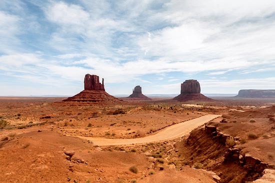 West Mitten Butte, East Mitten Butte & Merrick Butte (2017)