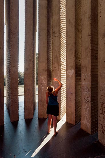 Inside Споменик Револуцији I / Bosnie-Herzégovine (2018)