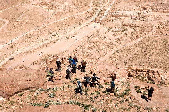 Randonneurs au dessus de Petra / Jordanie (2019)
