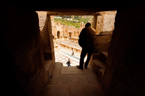 Photo souvenir dans l'amphithéatre romain / Jordanie (2019)