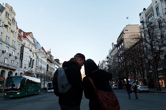 Bruno et Amélie devant le Musée National de Prague / Prague (2019)