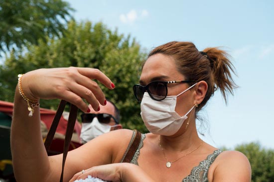 La main et le sac / France (2020)