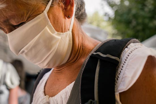 Mamie Masque blanc fait maison / France (2020)