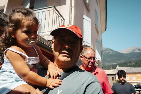 A bras / France (2025)