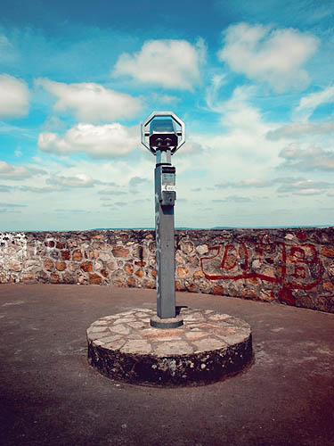 Longue vue sur un rond point (2011)