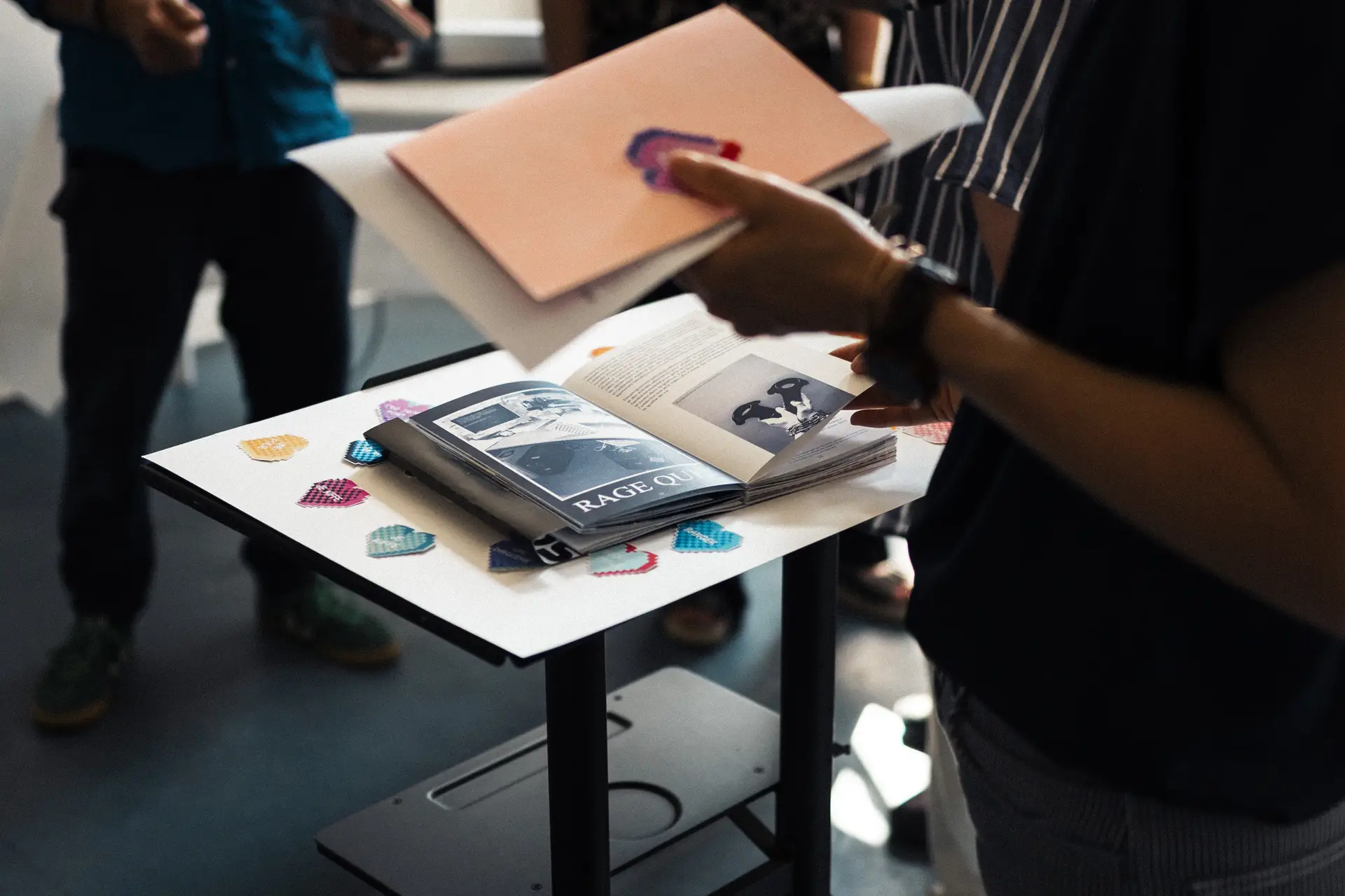 Noah SMAGHUE / Addictions et zombis contemporains