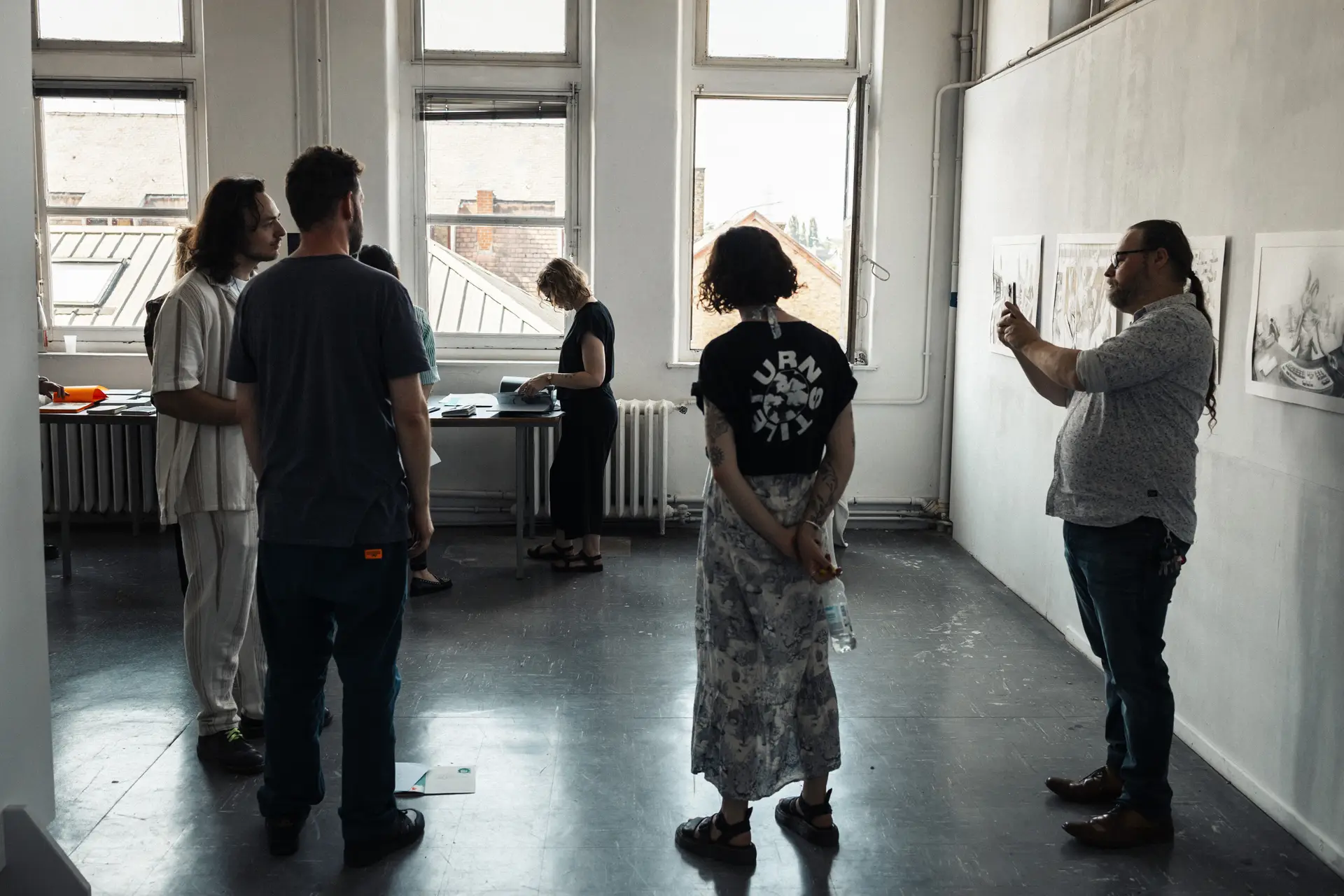 Mattéo HELLIN / Écho du silence, solitude urbaine