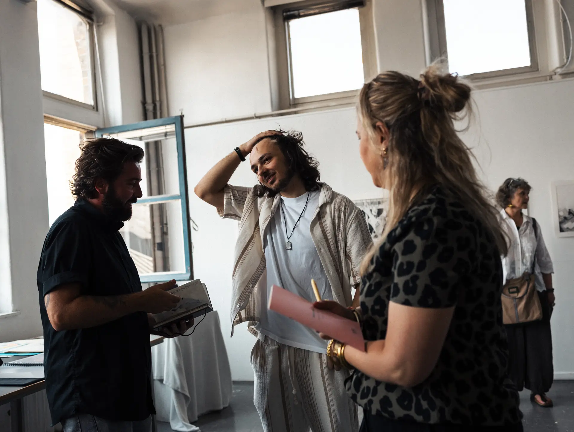 Mattéo HELLIN / Écho du silence, solitude urbaine