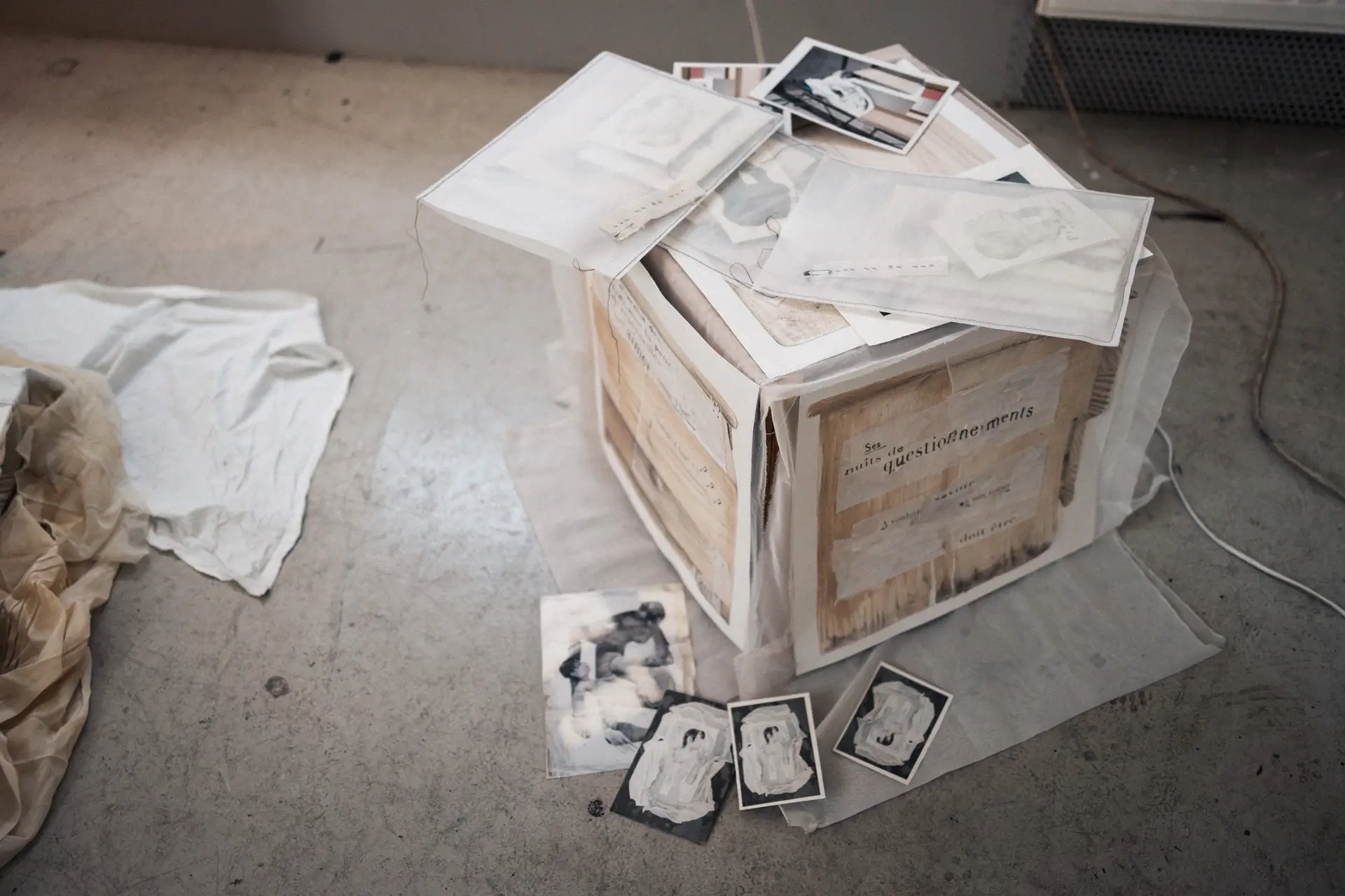 Manon COUVREUR / Sa chambre à elleux ...en construction