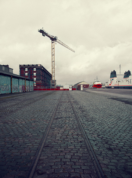 Des rails sur le quai (2012)