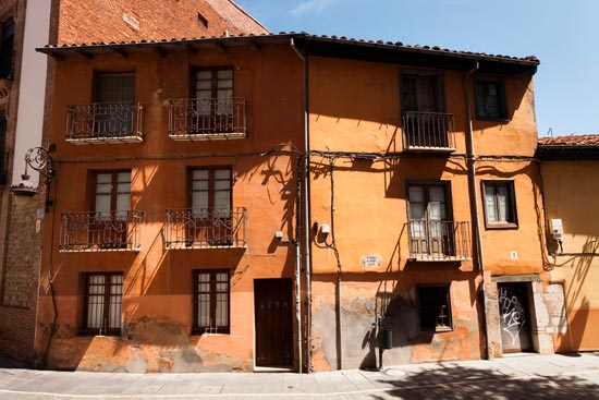 PLAZUELA DE PUERTA OBISPO. / Espagne (2019)