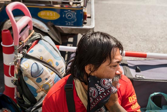 Biker Thaï en sueur / Thaïlande (2020)