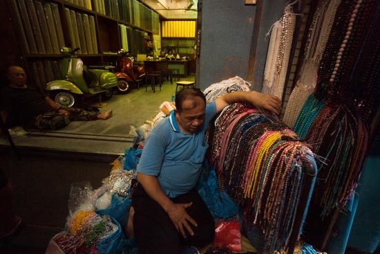 Le vendeur épuisé / Thaïlande (2020)