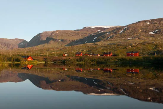 Red Houses Landscape / Suède (2021)